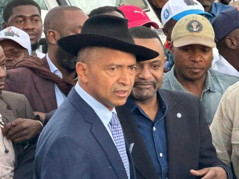 ALERTE : Si Moise Katumbi ne se retire pas du processus électoral de 2023, comme l’a fait Joseph Kabila : le général Tumba prépare un plan pour l’accuser d’avoir assassiné Cherubin Okende