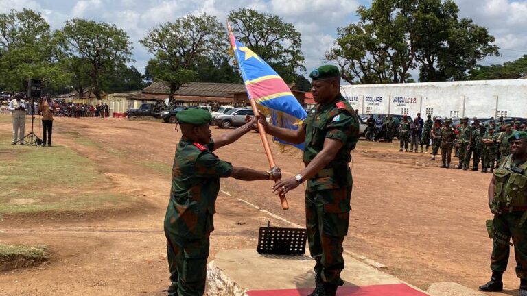 Haut-Katanga : Le général Eddy Kapend prend officiellement le commandement de la 22e région militaire de l’armée ce vendredi