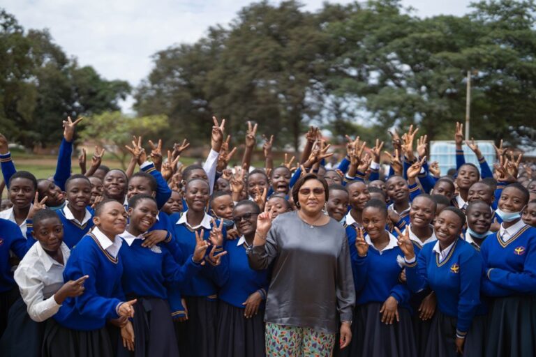 Journée Internationale de l’Éducation : Denise Nyakeru croit fermement que «l’éducation est un véritable levier d’émancipation»