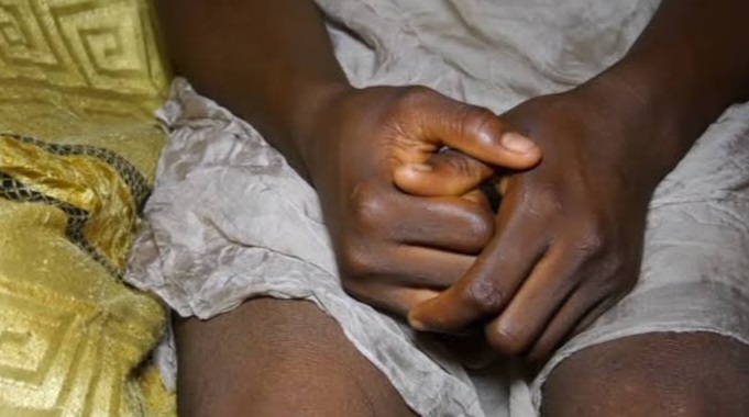 Kinshasa : Un pasteur abuse d’une fille de 15 ans et lui promet la mort et la stérilité en cas de dénonciation