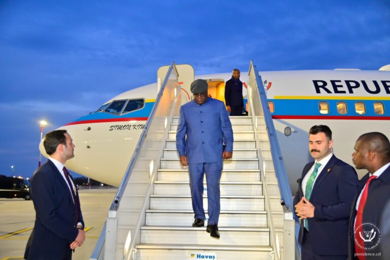 Félix Tshisekedi de retour à Kinshasa après un long séjour à l’étranger