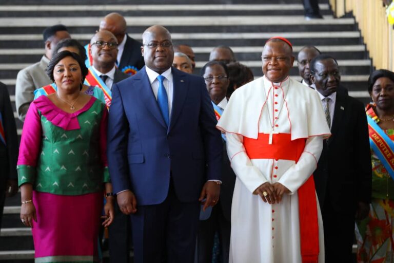 En RDC, imperturbable, l’indomptable cardinal Fridolin Ambongo impose une nouvelle douche froide à Félix Tshisekedi