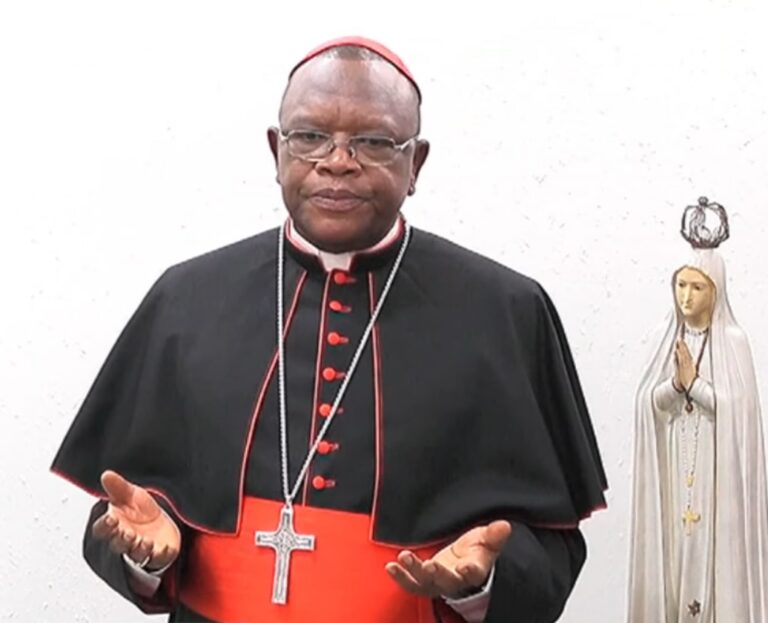 En RDC, des Tshisekedistes font du cardinal Fridolin Ambongo, un Rwandais !