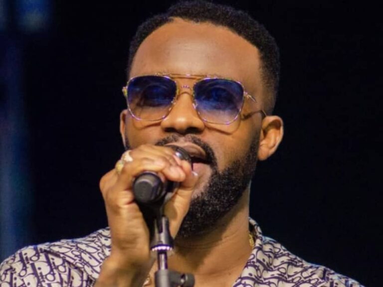 Musique : il y a 18 ans, ce 10 juin, Fally Ipupa sortait « Droit chemin », son tout premier album qui l’explusera en tant qu’icône africaine